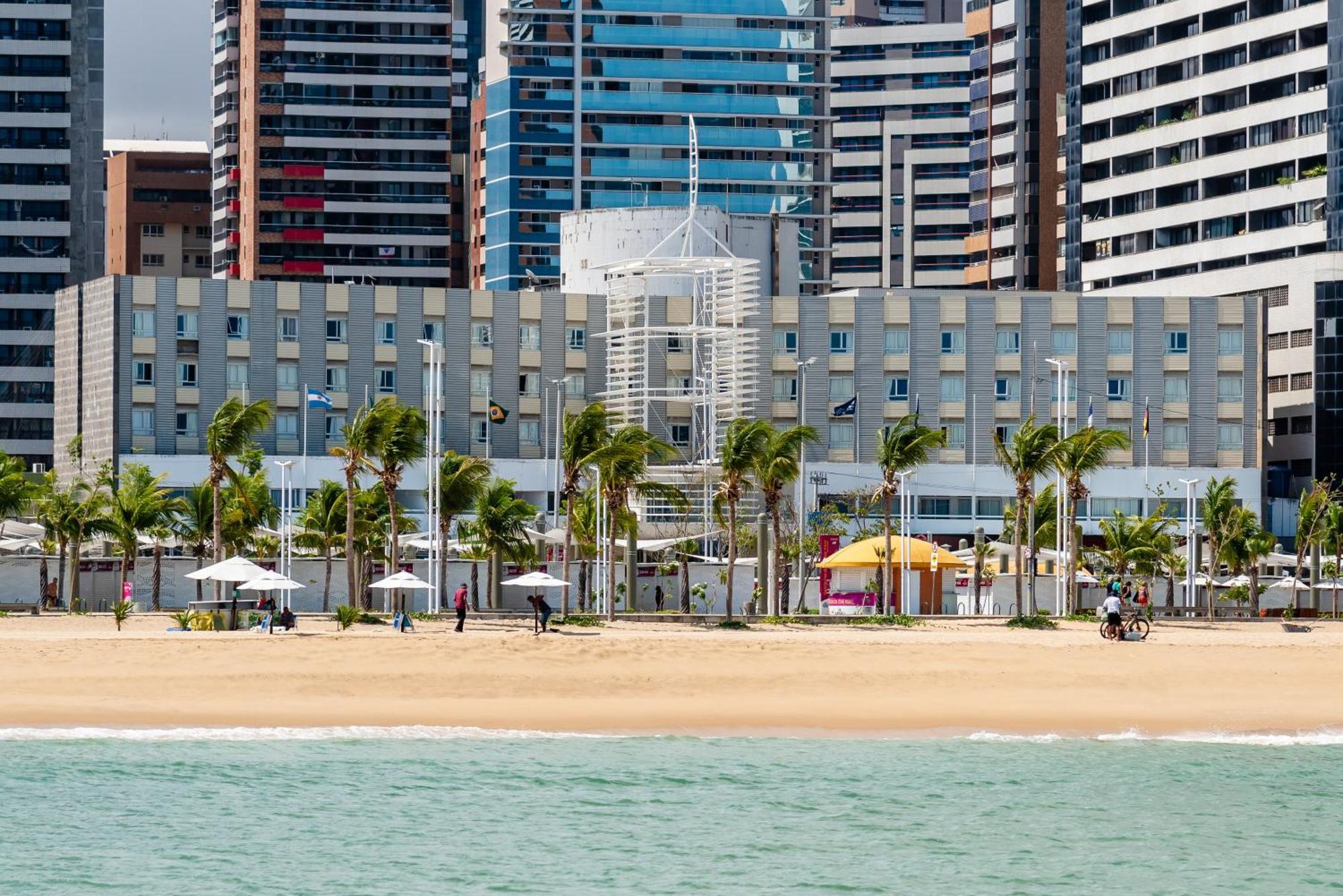 Oasis Imperial & Hotel