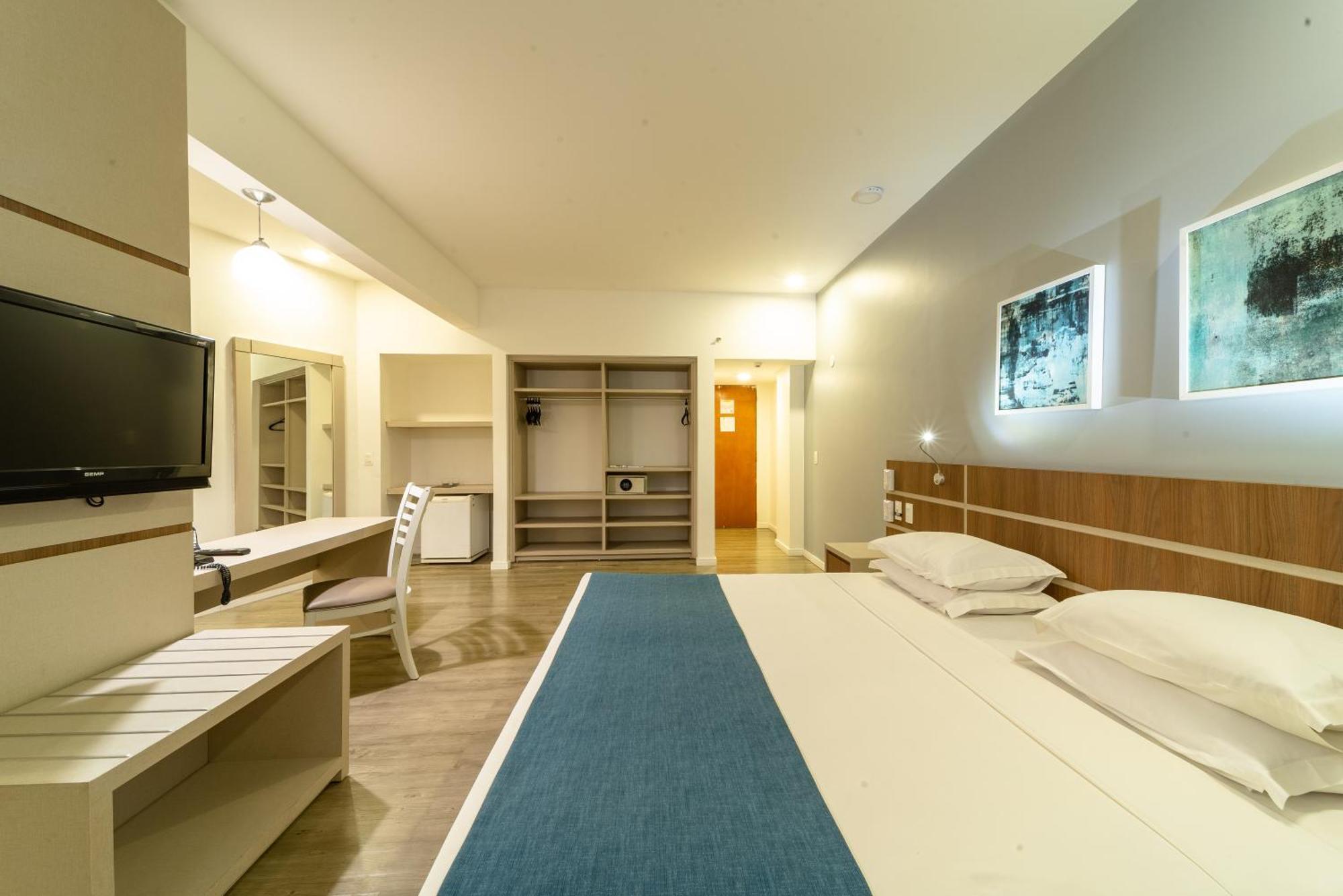 Oasis Imperial & 4*