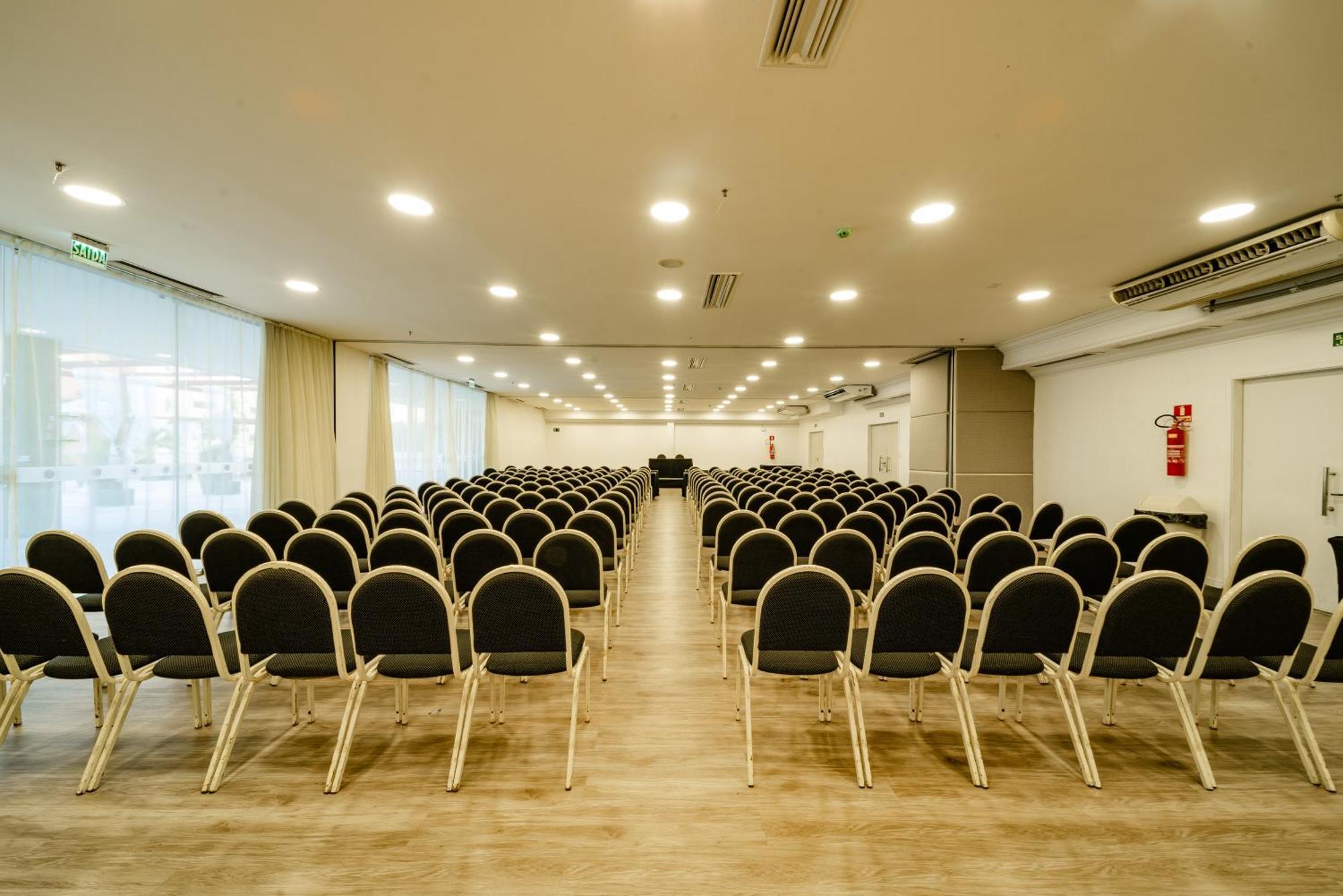 Oasis Imperial & Hotel 4*