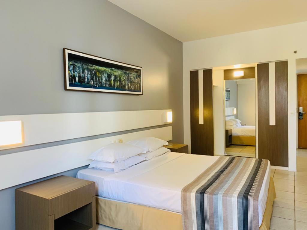 Oasis Imperial & Hotel