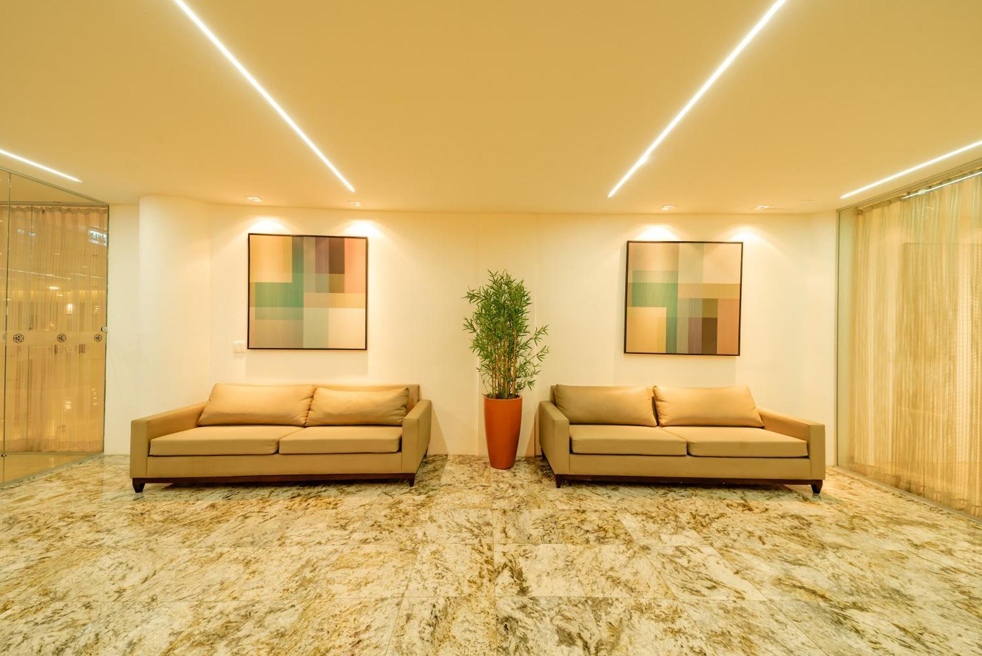 Oasis Imperial & 酒店