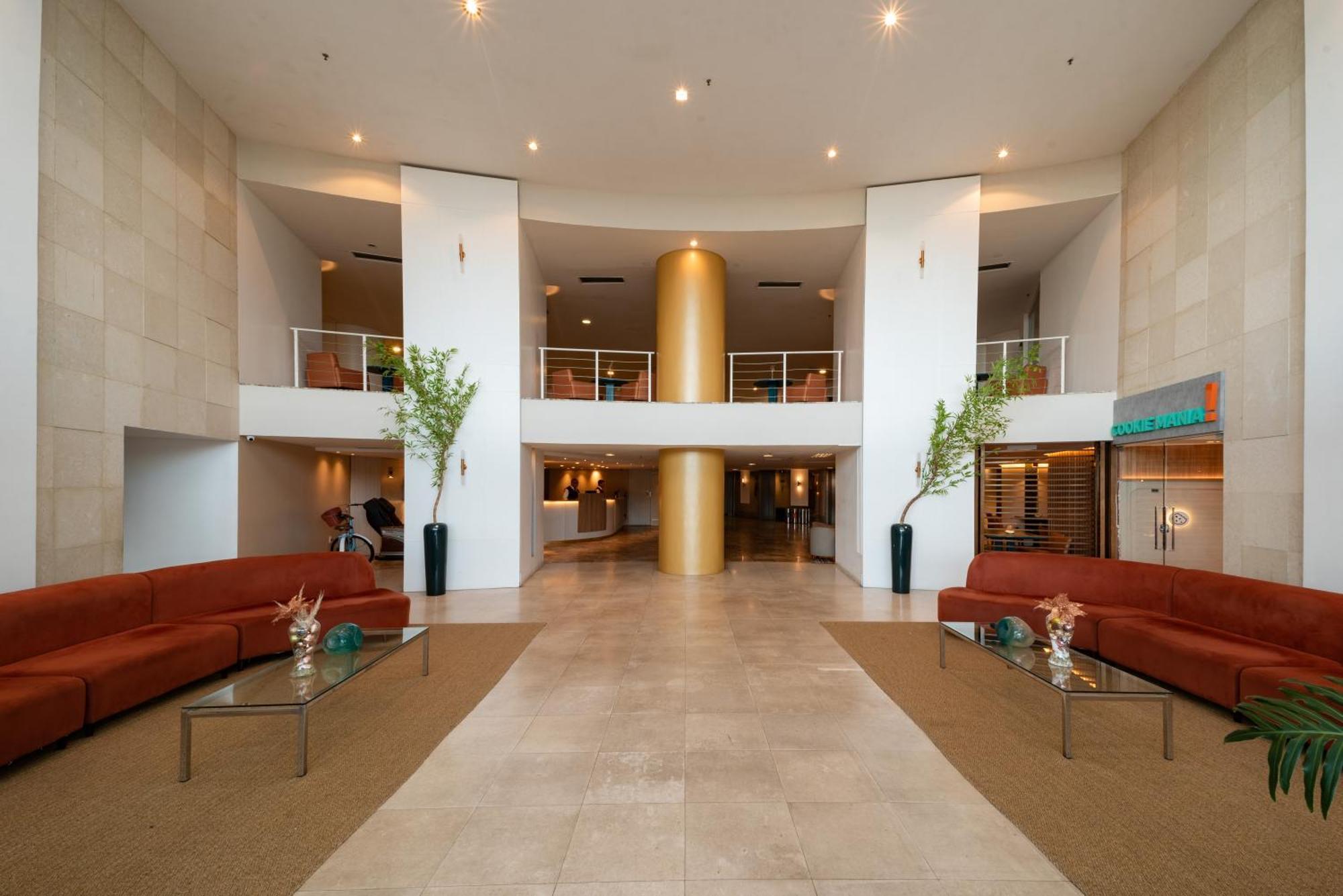 Oasis Imperial &